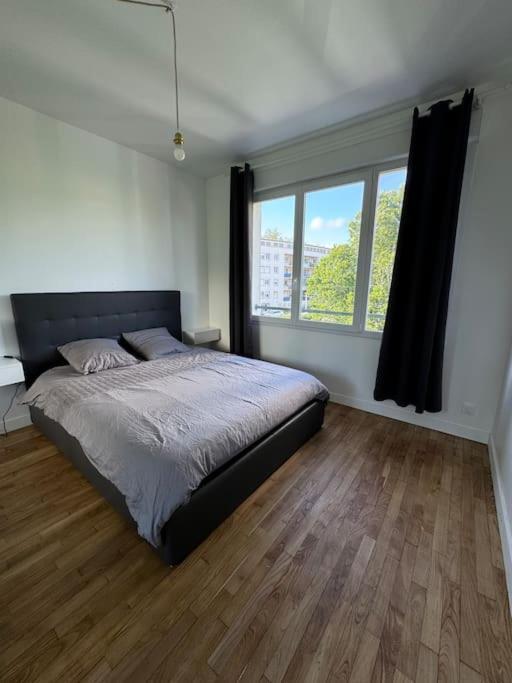 Charmant Appartement T3 Avec Balcon, Centre-Ville Lorient Kültér fotó